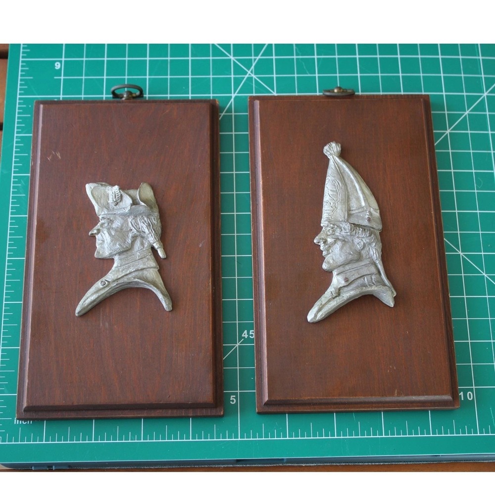 Hessian Revolutionary War Soldier Pewter Relief Wood‎ Wall Plaques